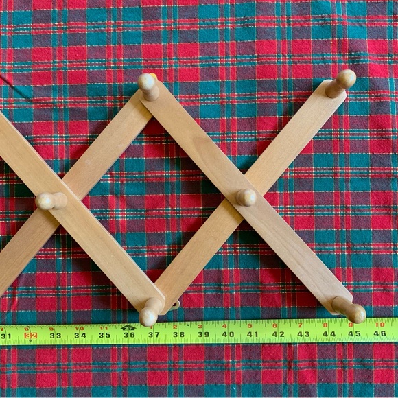 Accordion Style Expandable Wooden Coat Rack (1 of 2 - see other listing) - Picture 5 of 7